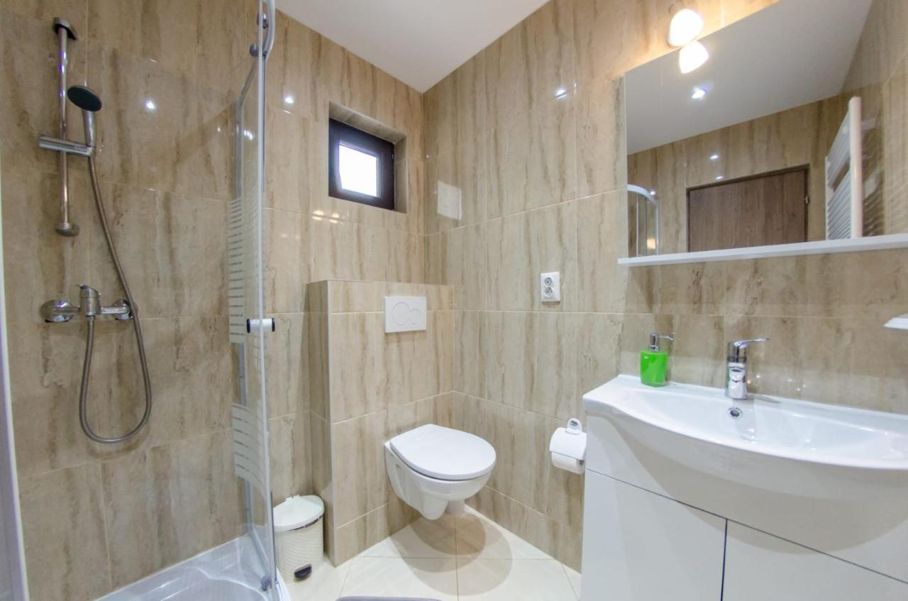 Casa Andy Hotel Busteni Luaran gambar