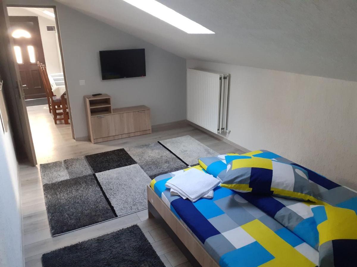 Casa Andy Hotel Busteni Luaran gambar