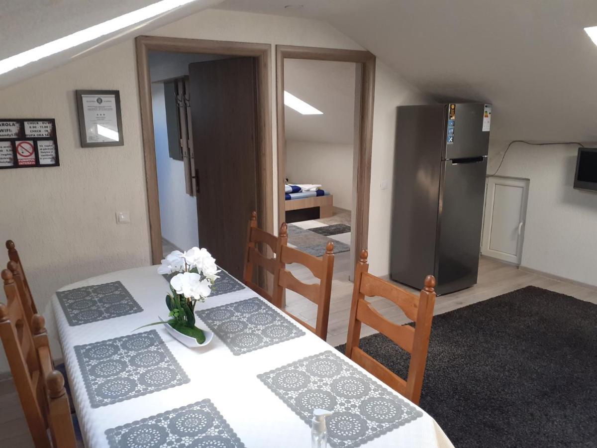 Casa Andy Hotel Busteni Luaran gambar