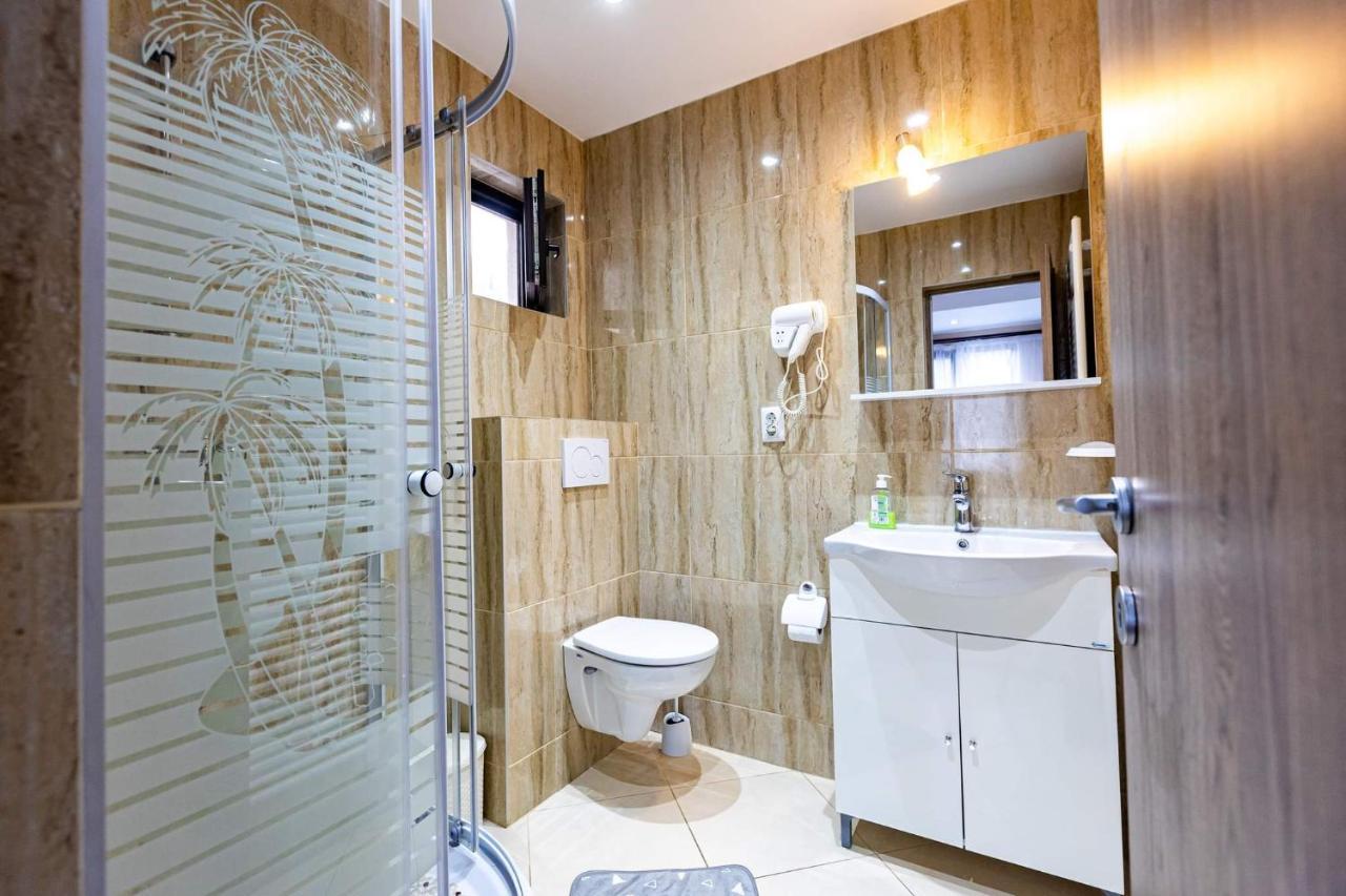 Casa Andy Hotel Busteni Luaran gambar